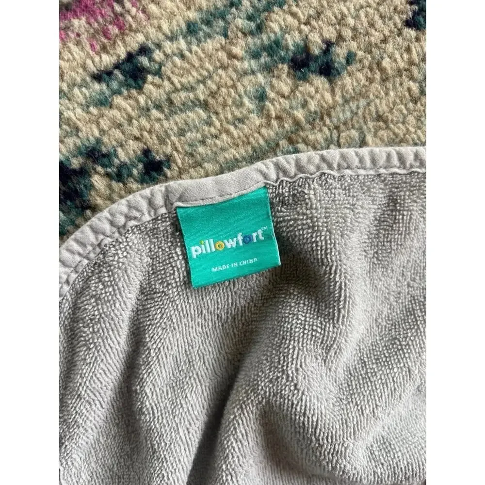 Pillowfort Shark Hooded Gray Bath Towel with Fin Kids Baby - See Pics
